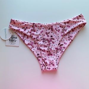 Kulani Kinis - Bottoms